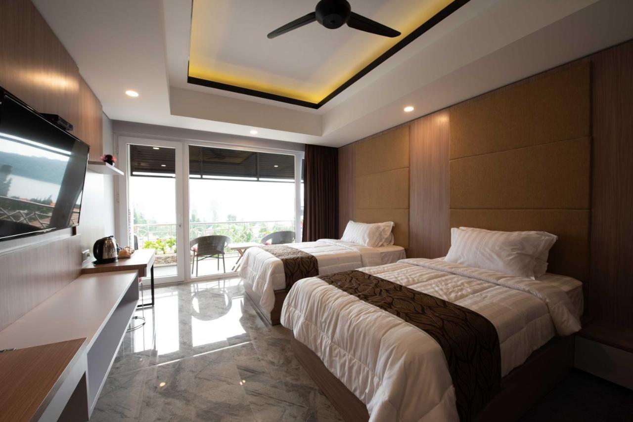 Hotel Dedanau 3*